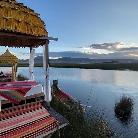Uros Lodge Peru Puno Exterior photo